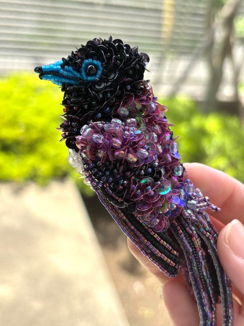 【サンコウチョウ】ビーズ刺繍ブローチバッグチャーム