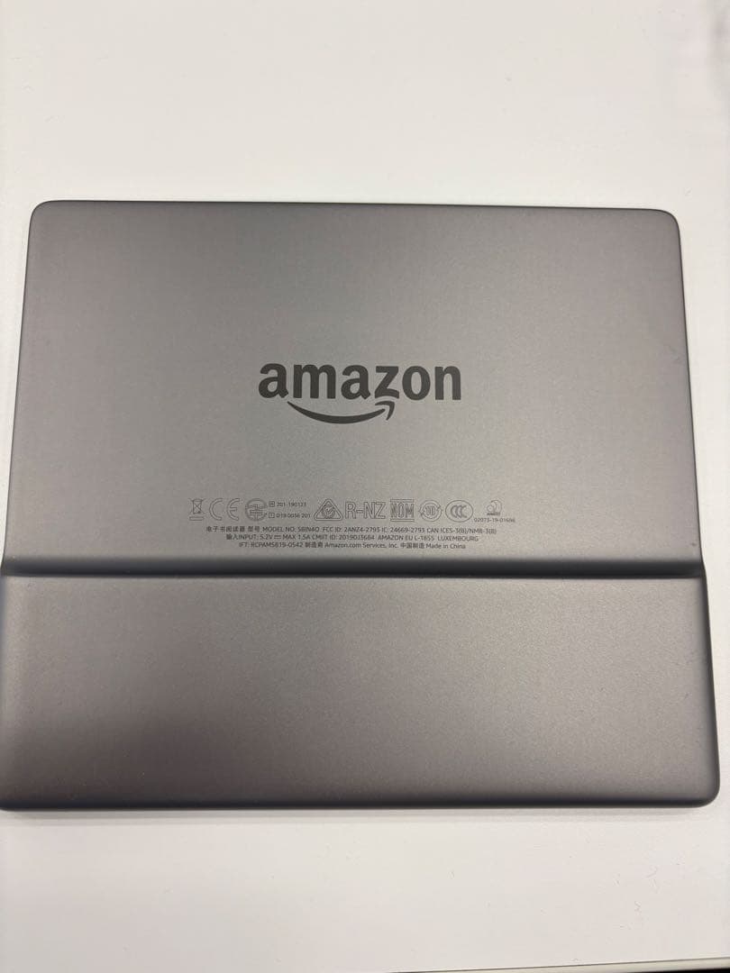 Amazon Kindle Oasis 本体 + カバー