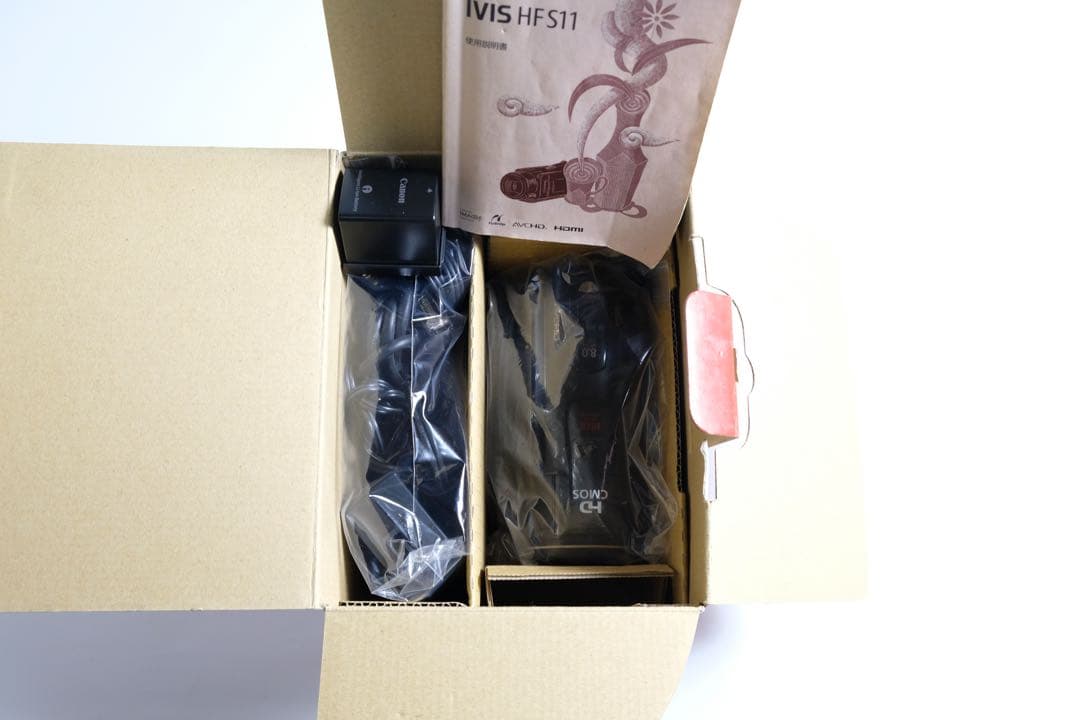 Canon iVIS HF S11 ビデオカメラ バッテリー2個付【使用少ない】