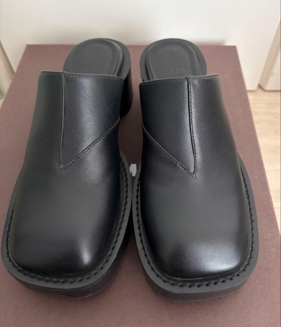 ALM. VIVLOS LEATHER MULES （ブラック）36