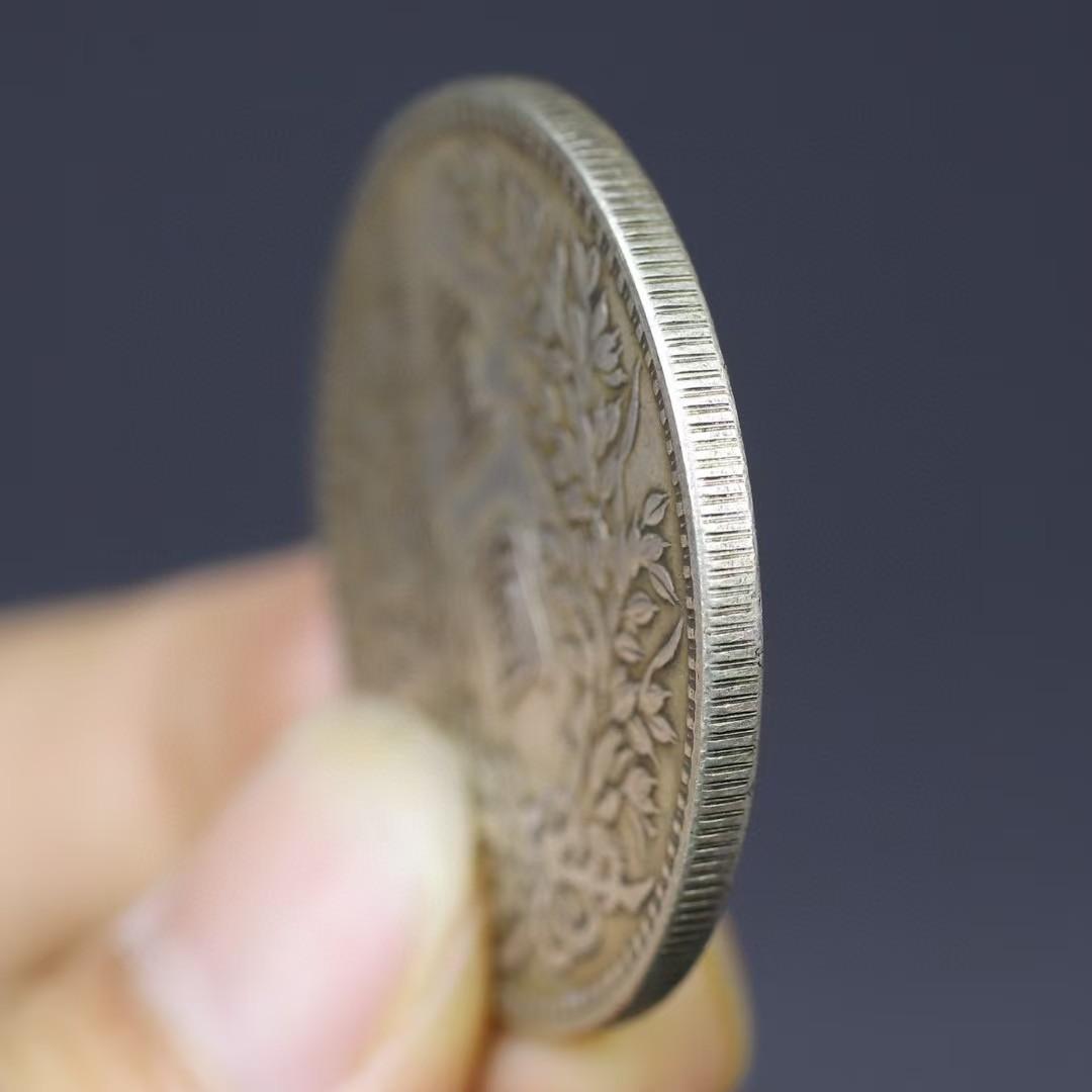 中華民国三年 袁世凱像 銀貨 壹圓 無字甘肃版 稀少品 古銭・銀製・渡来銭