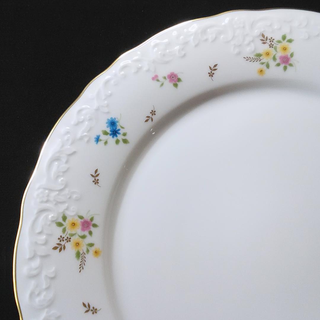 ノリタケ 花柄ディナー皿 11枚