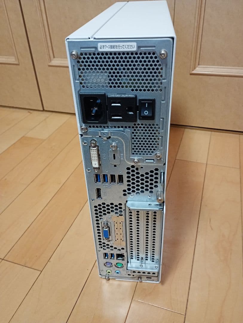 富士通D588EX/正規Windows11/CPU9世代 i3/SSD240GB