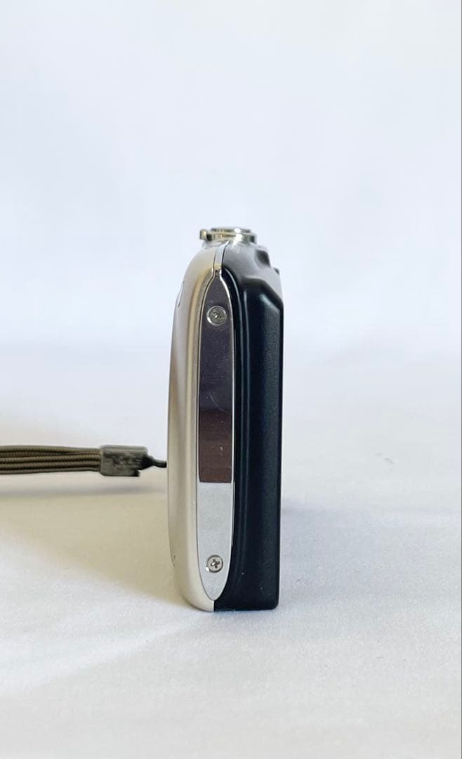 デジタルカメラ momo