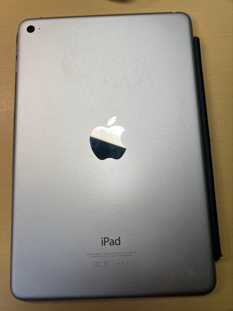 iPad mini4 第4世代 64GB WIFIモデル シルバー