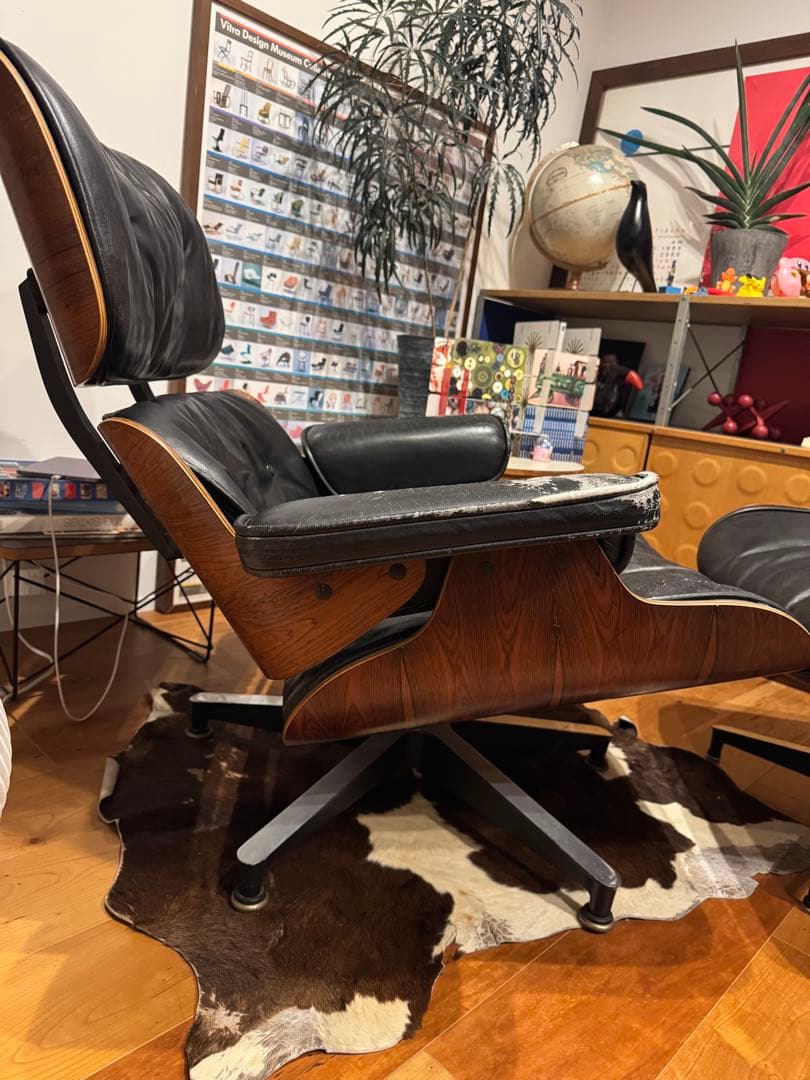 博物館行き？ハーマンミラーHermanMillerラウンジチェアイームズソファ