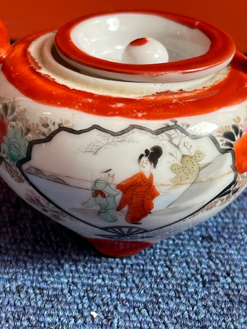 1381 明治期　九谷焼　赤絵人物風景図　シュガーポット　時代物