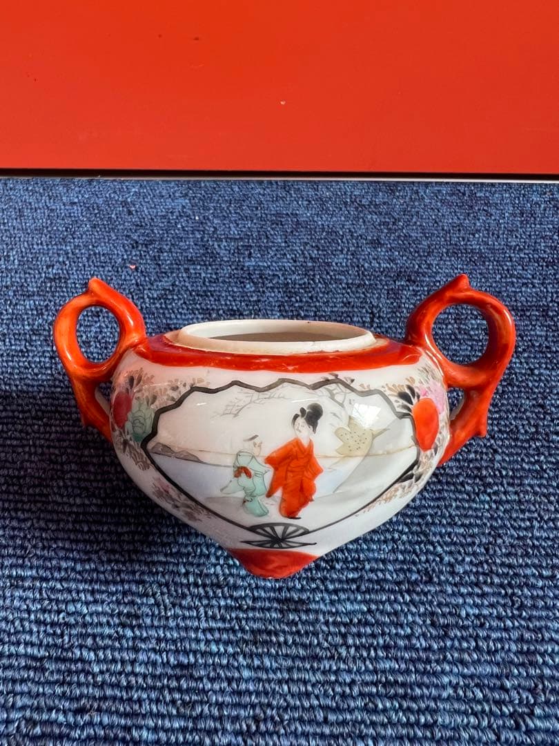 1381 明治期　九谷焼　赤絵人物風景図　シュガーポット　時代物