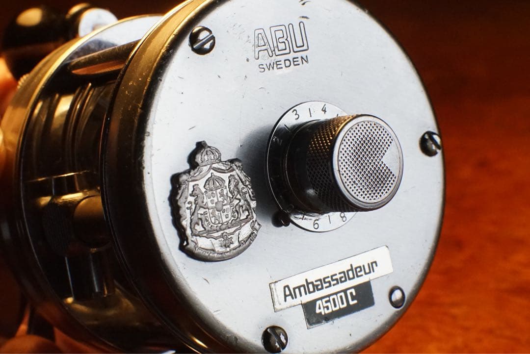 ABU アンバサダー 4500C メンテ済 フレーム修正済