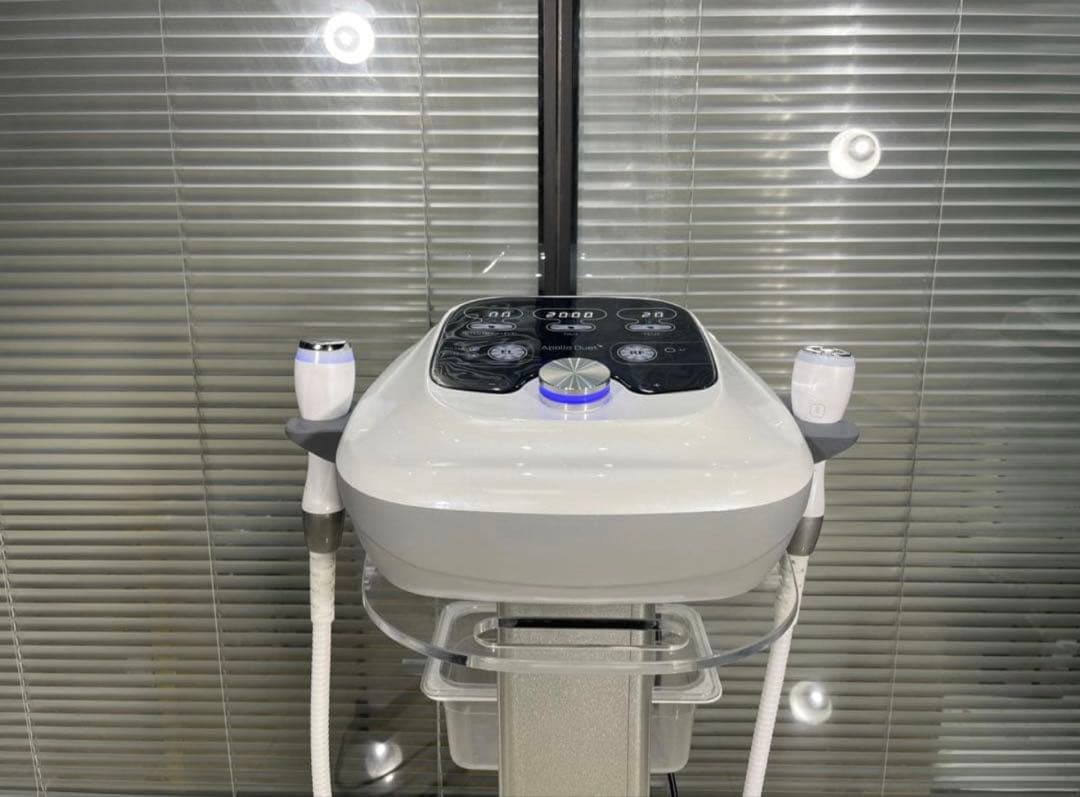 即日発送可能！エレクトロポレーション RF美顔器　美容機器　美容液導入