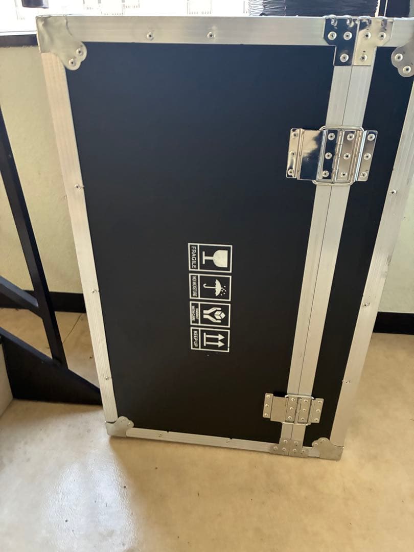 ジュラルミンケース