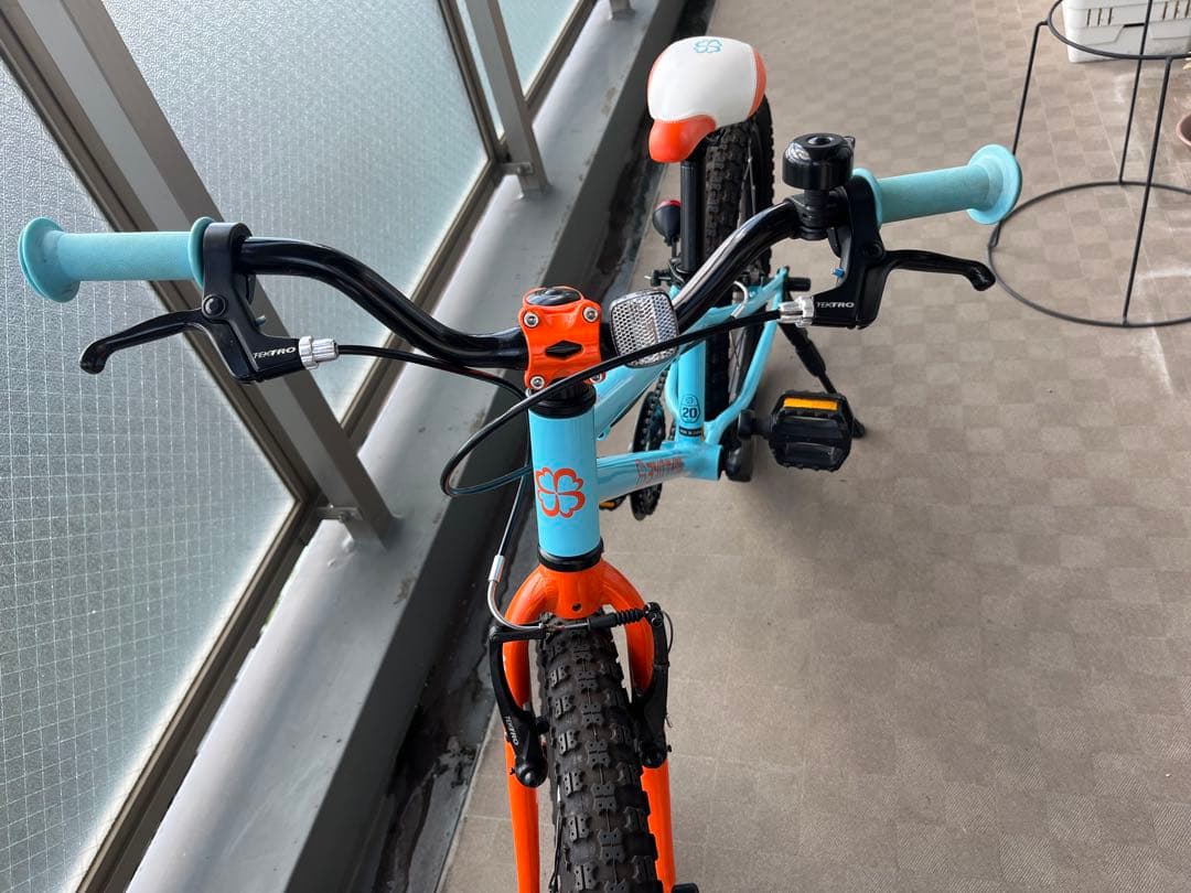 ヨツバサイクル　20インチ 　ラムネブルー