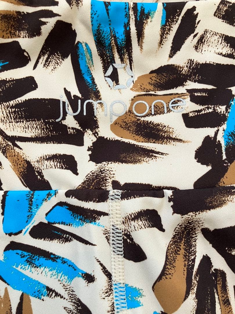 【美品】jumpone ジャンプワン ボタニカル ブラトップ・レギンスセット