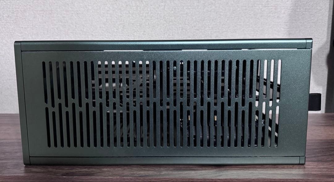 Fractal Design Terra Mini-ITX PCケース ジャンク