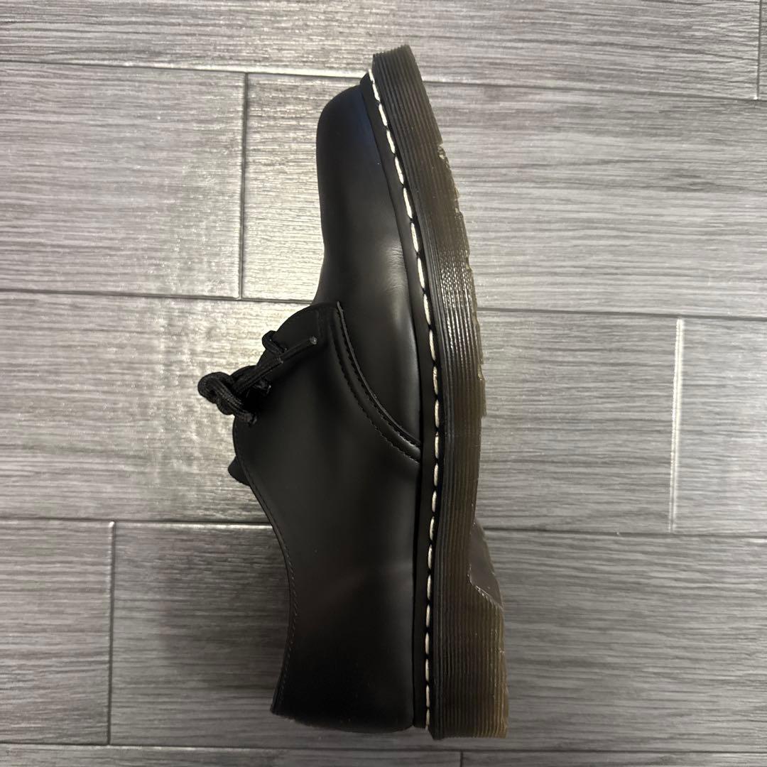 ドクターマーチン3ホール　UK9