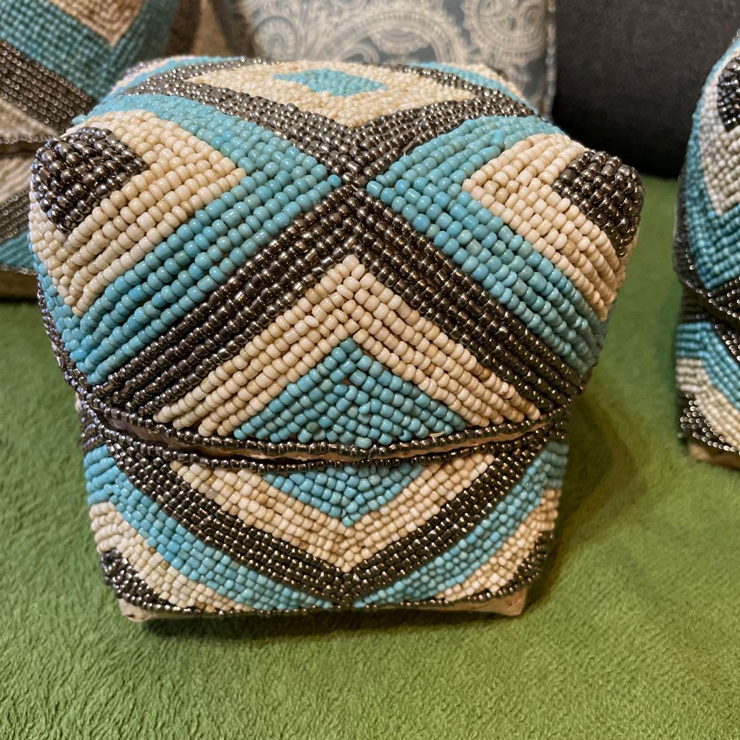 バリのバスケット　ビーズ　ソカシ