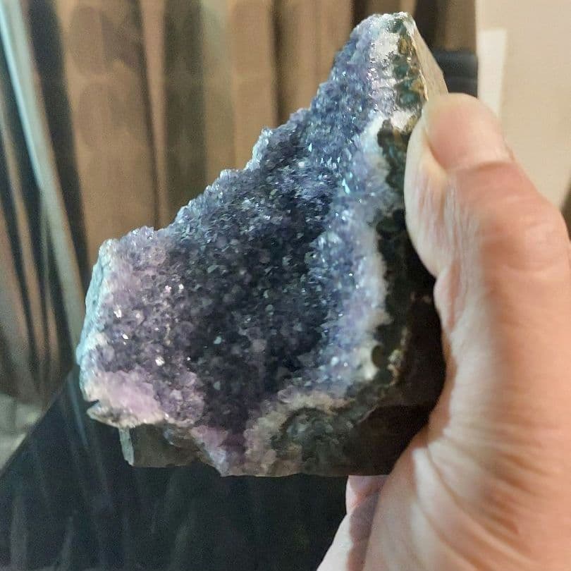 大きな1.1kg超え紫水晶アメジストクラスター原石 台座も付いてこの価格 493