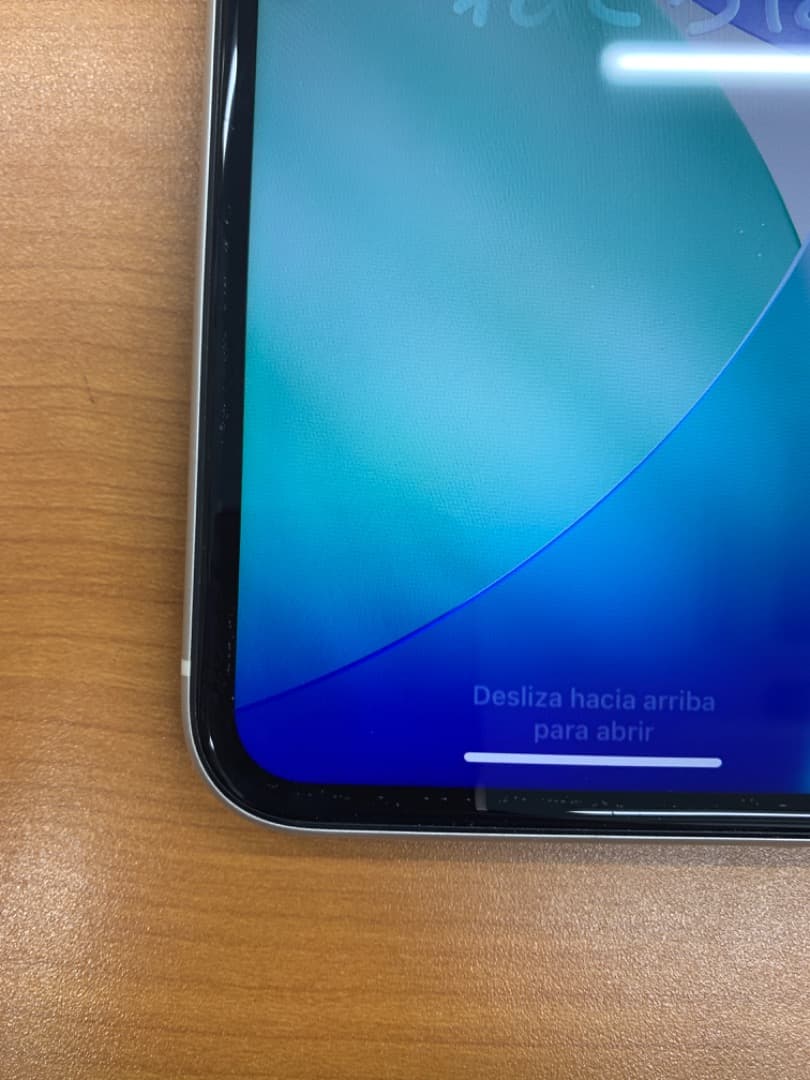 動作確認済 iPhone 11 128GB ID H9205