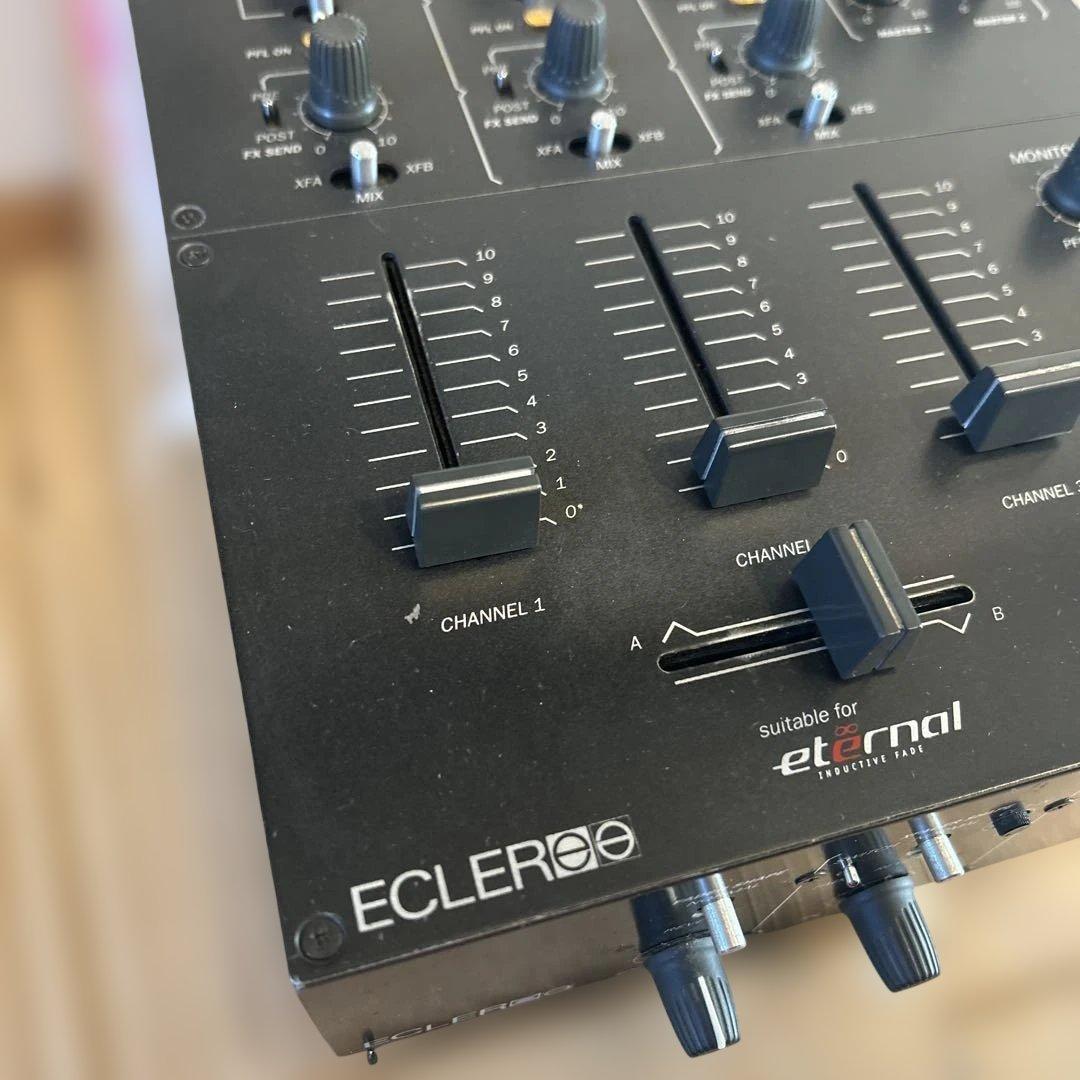 ECLER NUO3 DJミキサー