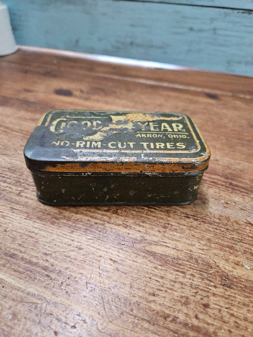 USAアンティーク GOODYEAR 古いブリキ缶 ケース アメリカヴィンテージ