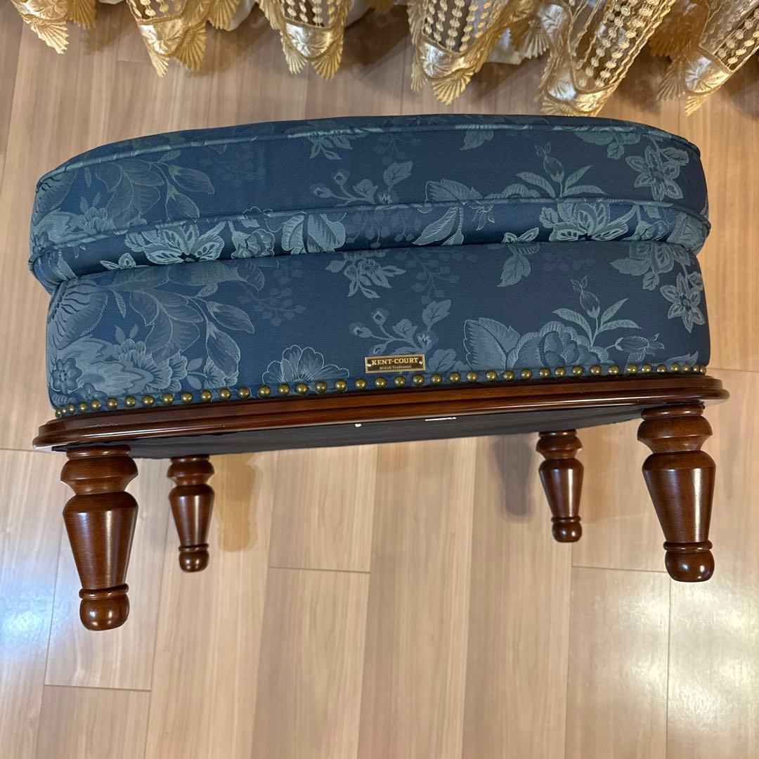 マルニ木工製 KENT-COURT フローラルオットマン、スツール