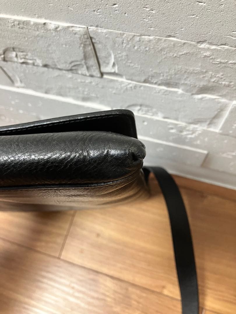 イルビゾンテ　ショルダーバッグ