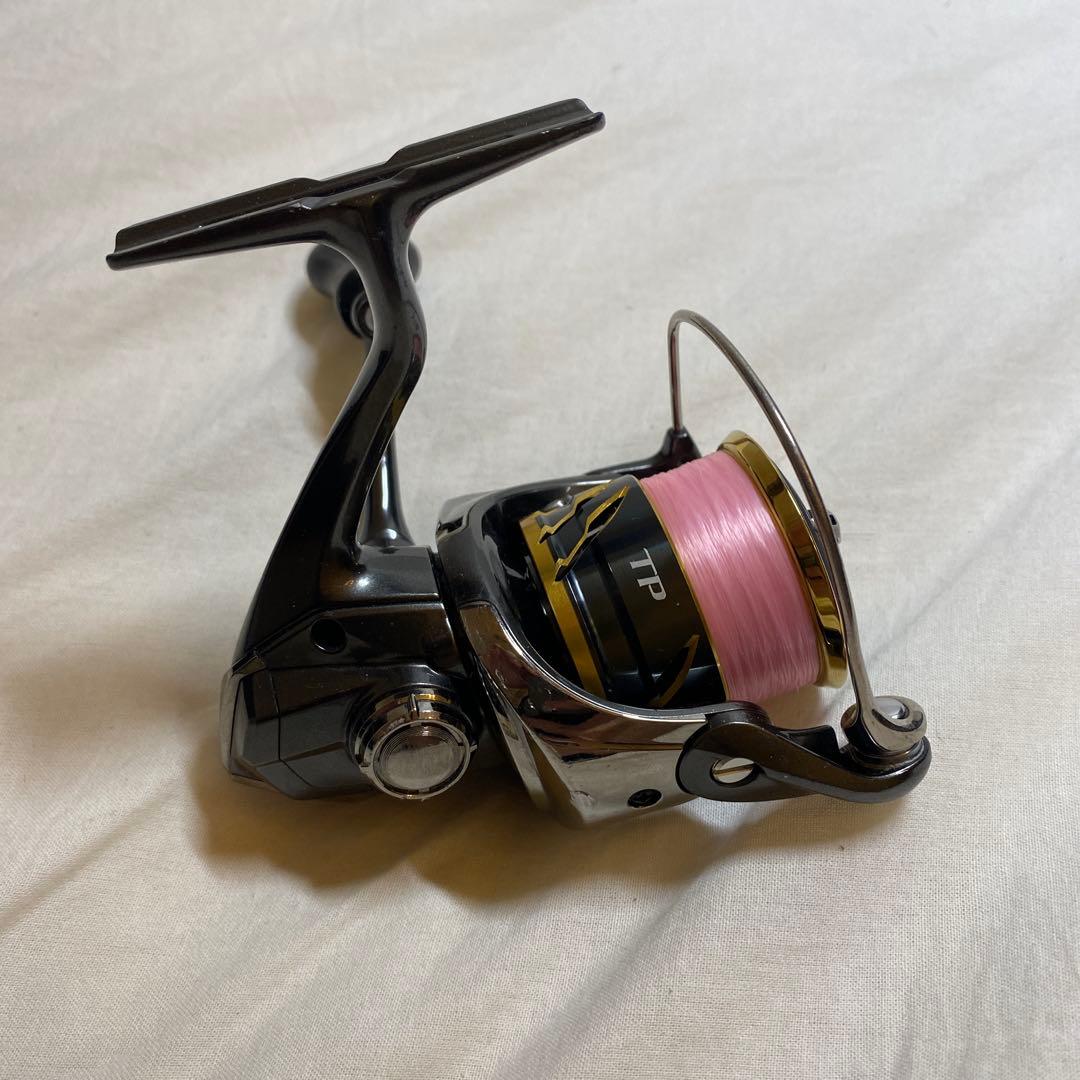 シマノ 20 ツインパワー C2000Sスピニングリール