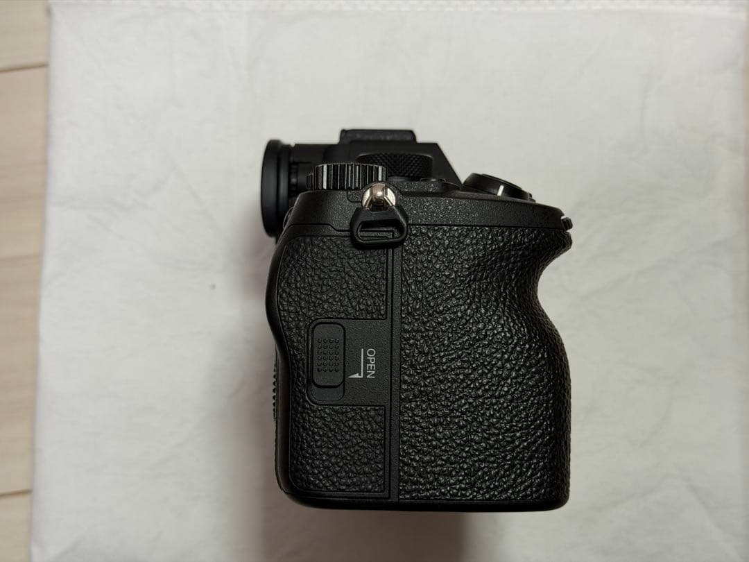 【値下げしました】SONY α7Ⅳ ミラーレスカメラ ILCE-7M4