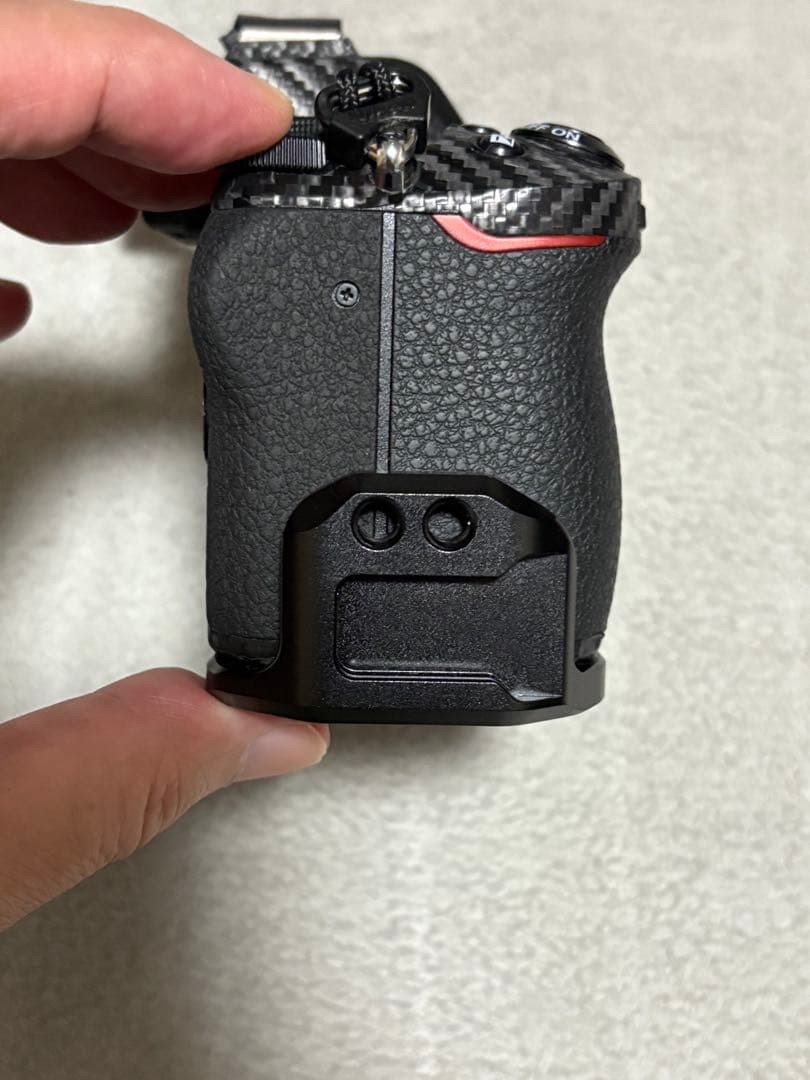 Nikon Z50 ミラーレス一眼 本体 バッテリー2個とマニュアルレンズ付き