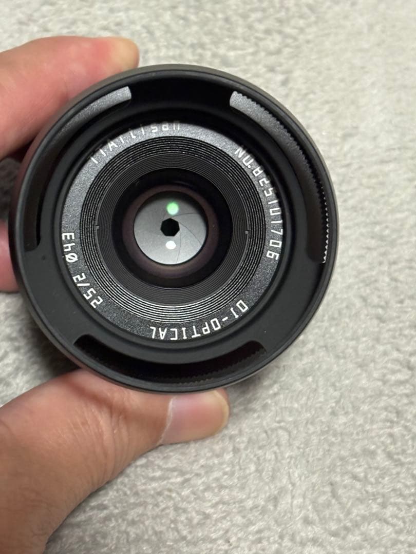 Nikon Z50 ミラーレス一眼 本体 バッテリー2個とマニュアルレンズ付き