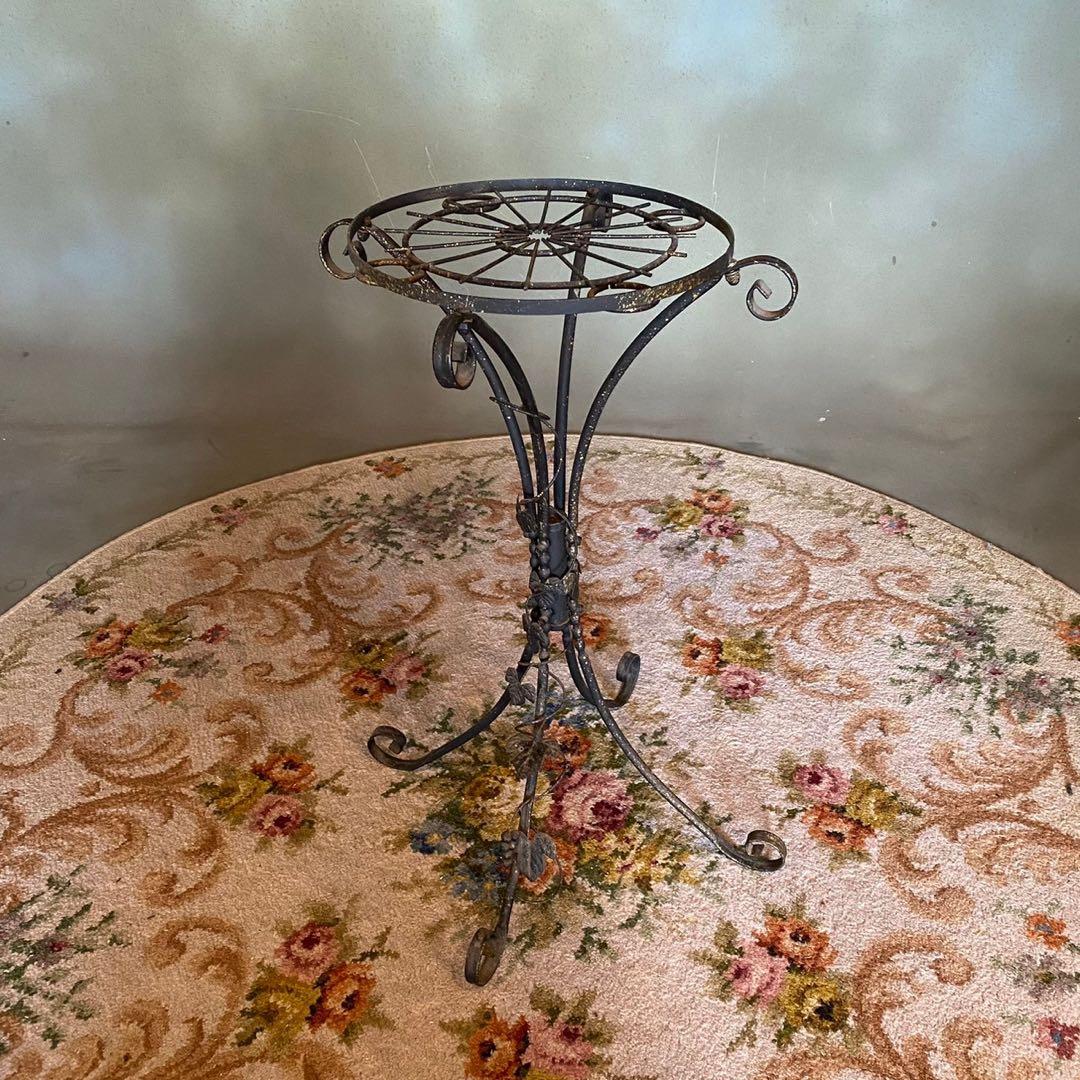 【アンティーク調】フラワースタンド　プランダースタンド　アイアン