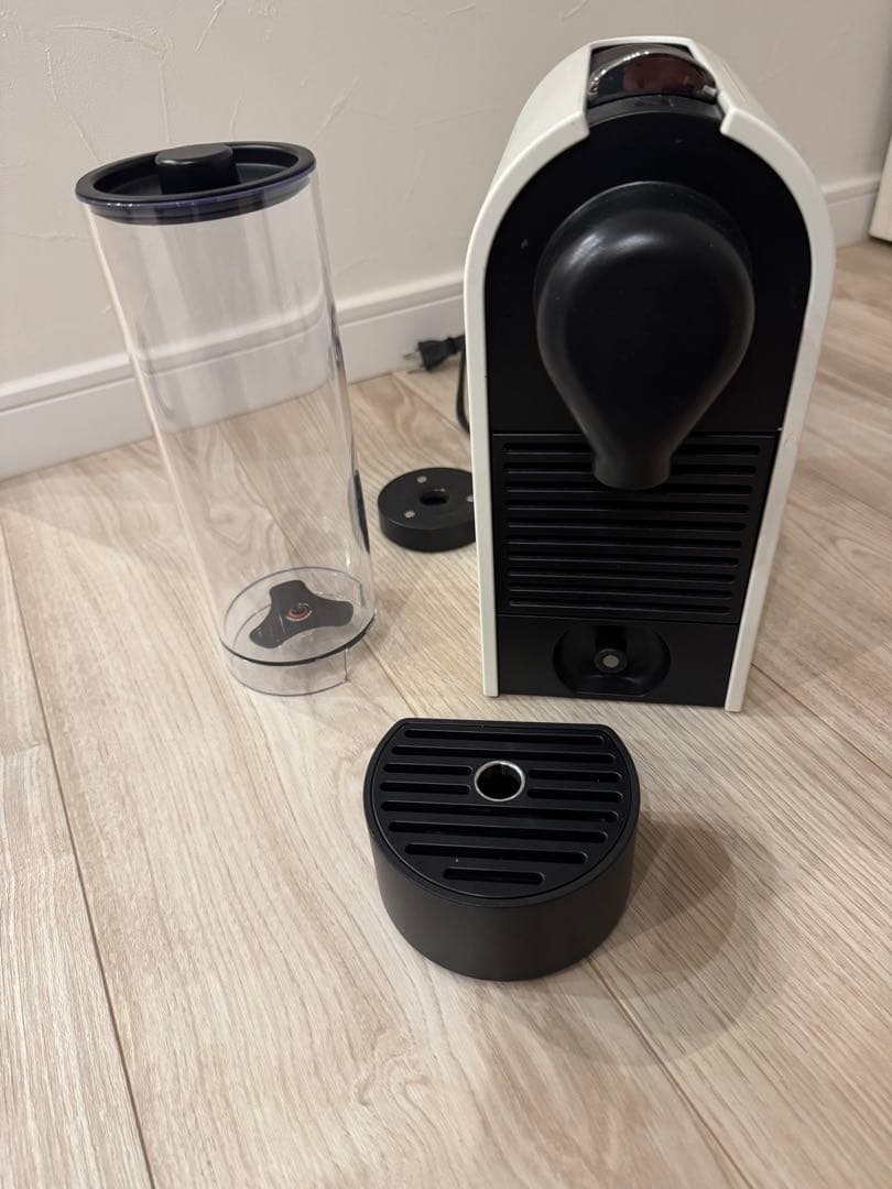 ネスプレッソ 本体 　ミルクフォーマー 　カプセルフォルダー セット