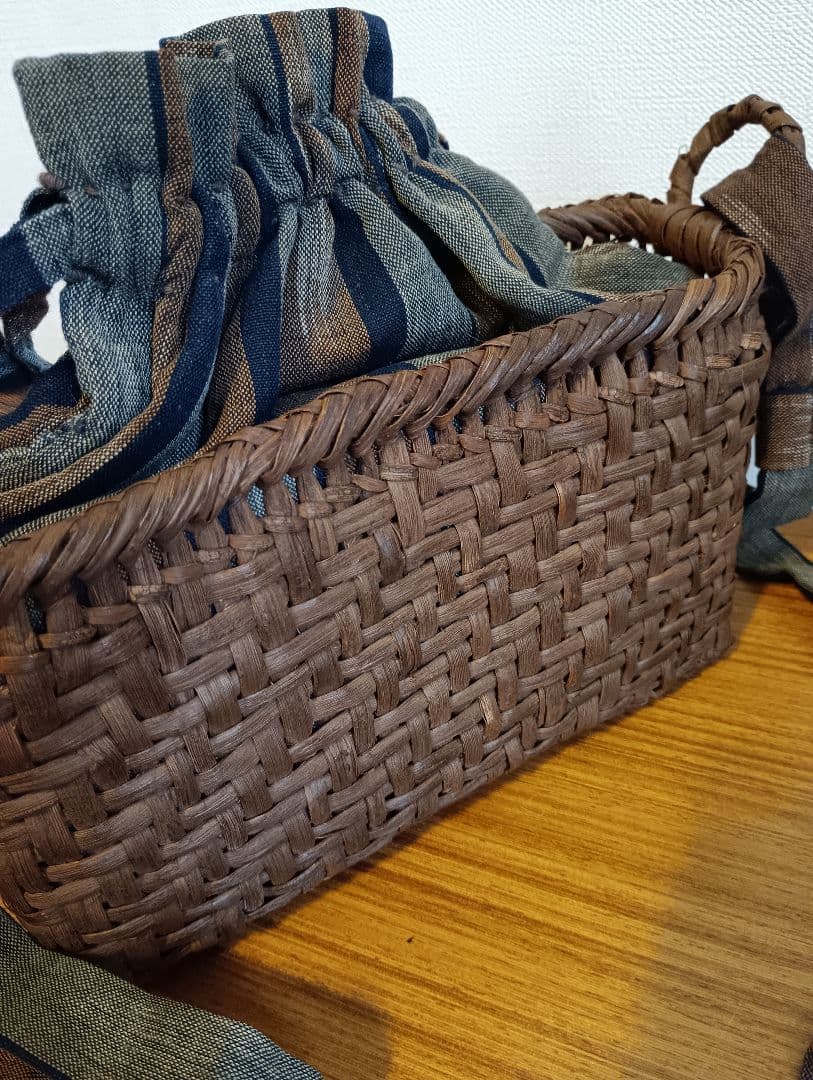 山葡萄 籠 ポシェット ショルダー 山ぶどう 作家さん