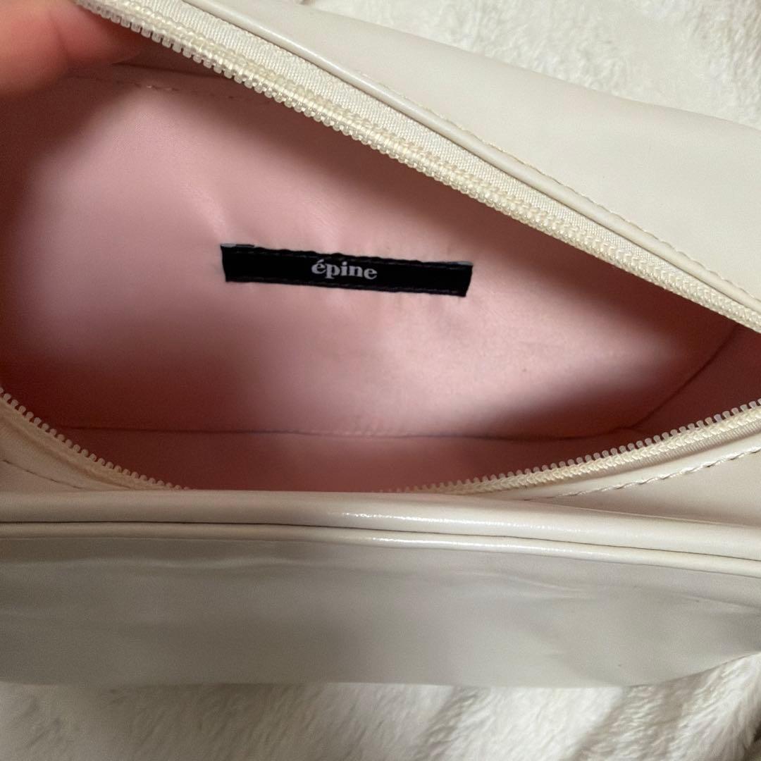 エピヌ　バッグ