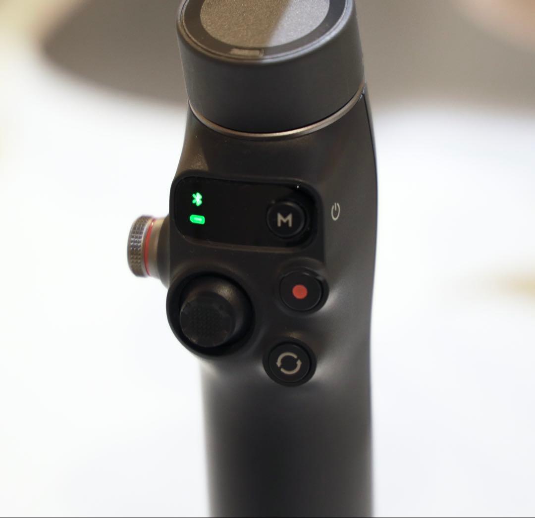 【くぼっち】DJI Osmo Mobile 7p 3軸ジンバル