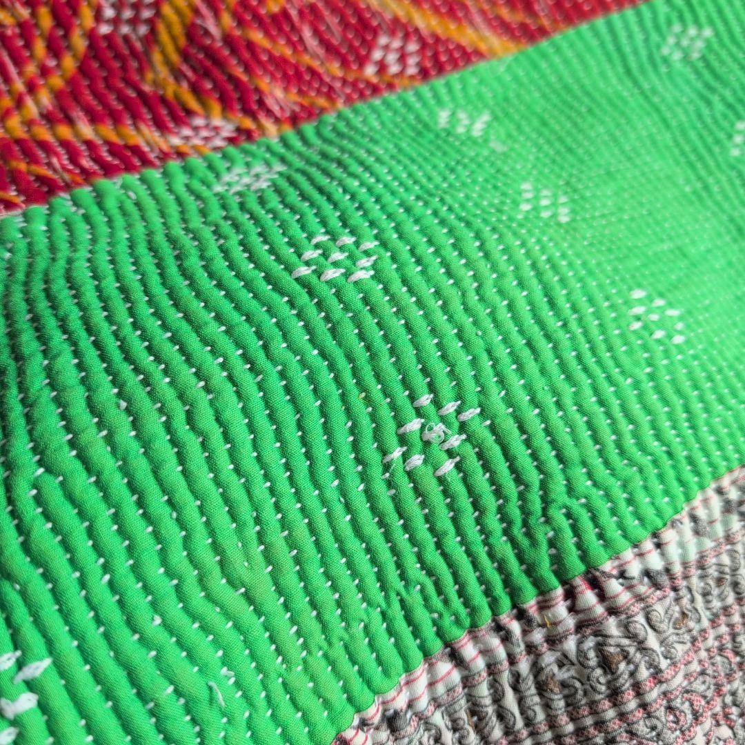 インド伝統工芸 民芸品 ヴィンテージカンタキルト　ラリーキルト　刺し子布 651