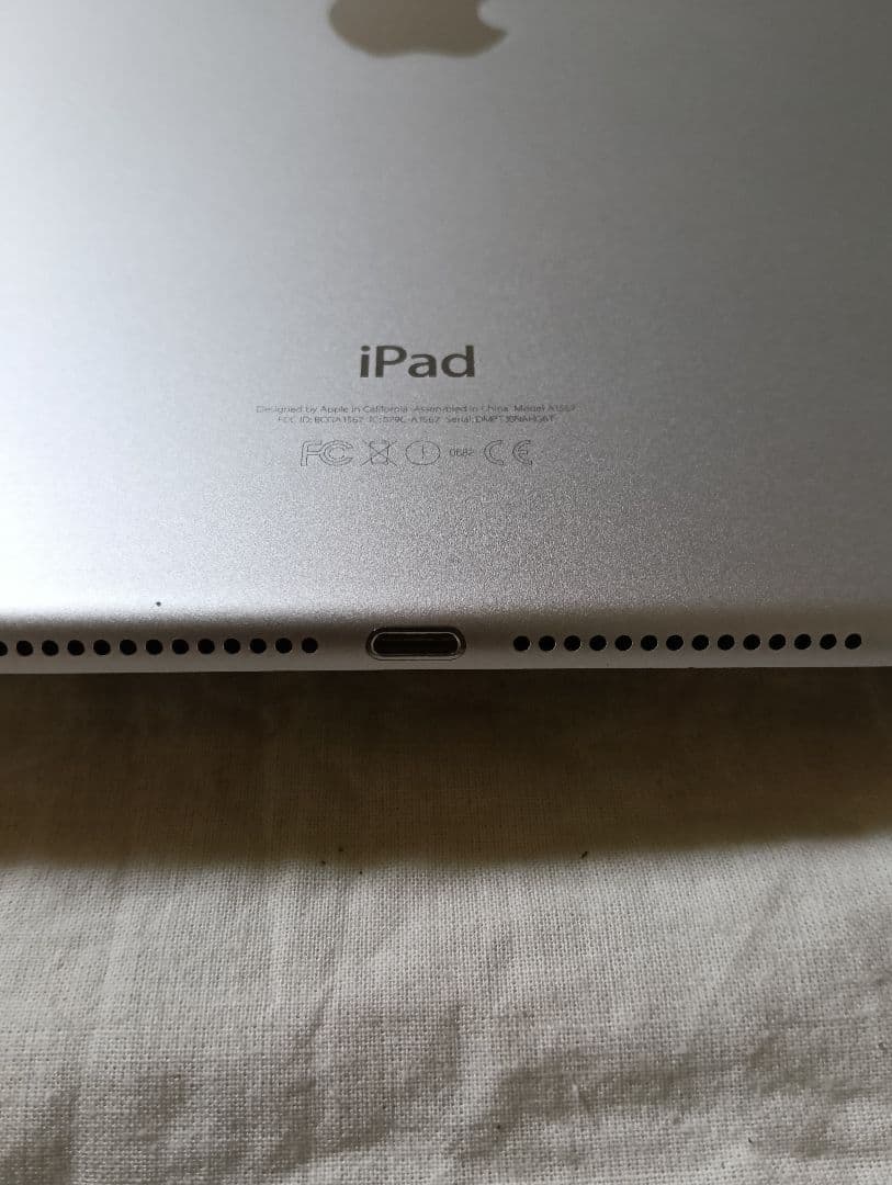 美品 iPad Air 第2世代 バッテリー95%
