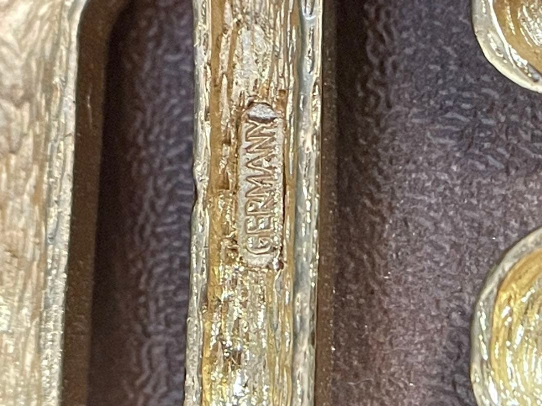 【美品】DIORディオール ブローチアクセサリーゴールド ユニセックス