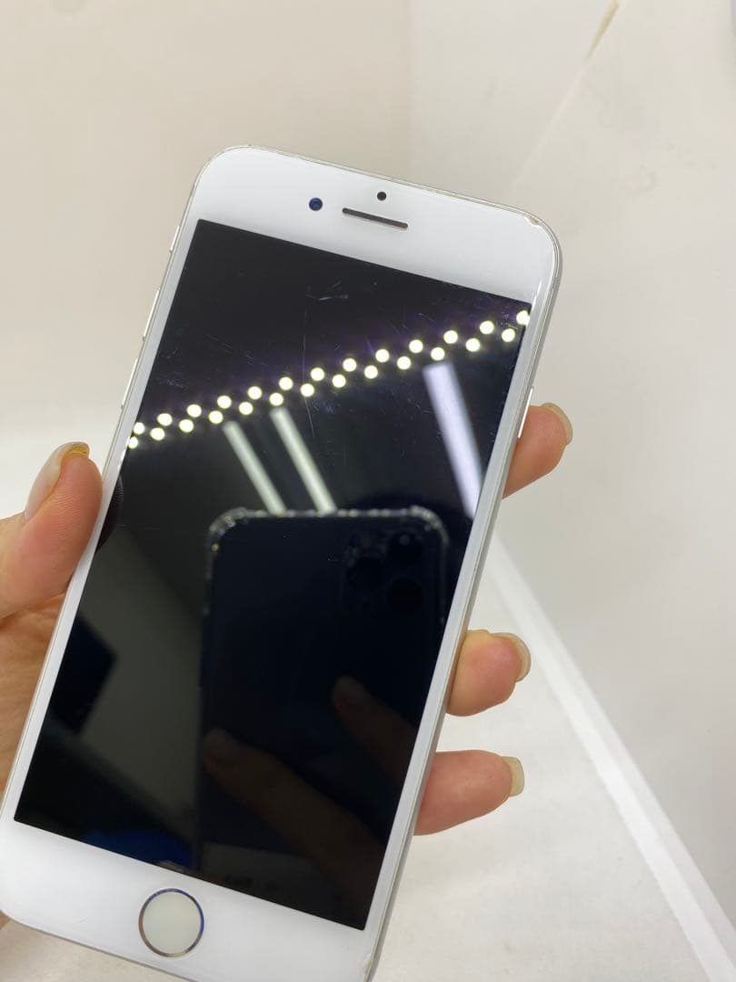 Iphone 8 256GB Sim フリー　87242