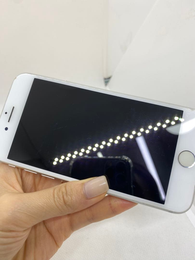 Iphone 8 256GB Sim フリー　87242