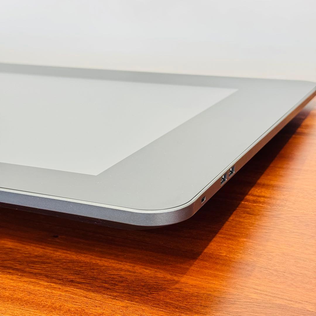 美品 Wacom Cintiq 27QHD 液晶ペンタブレット ワコム 液タブ