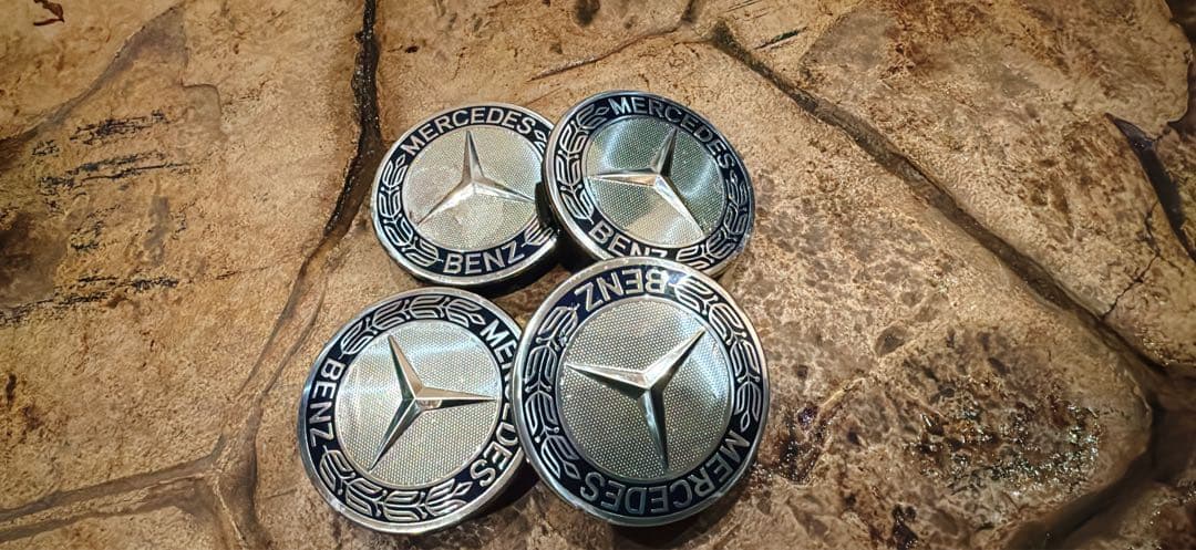 235/55R18 スタッドレスタイヤホイールセット 右前1本