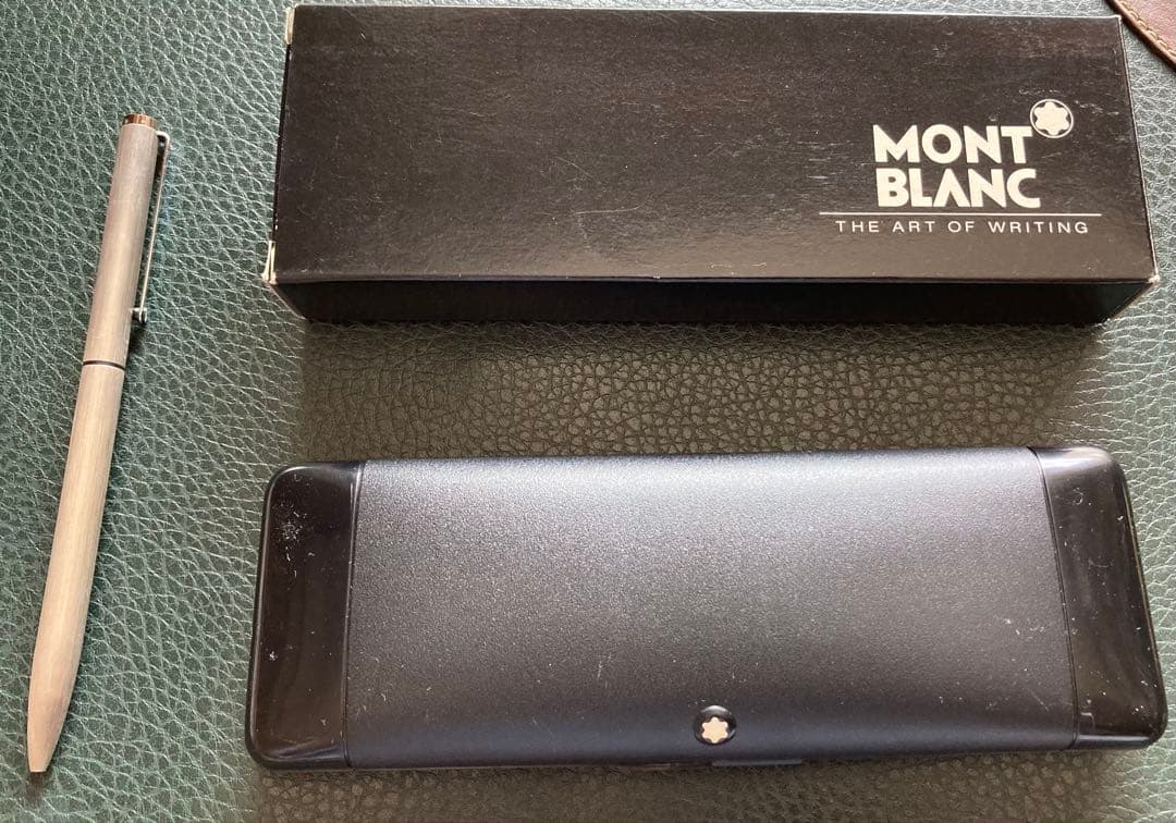 y*u様 MONTBLANCモンブラン ２色ボールペン 廃盤品シルバー 新品未使