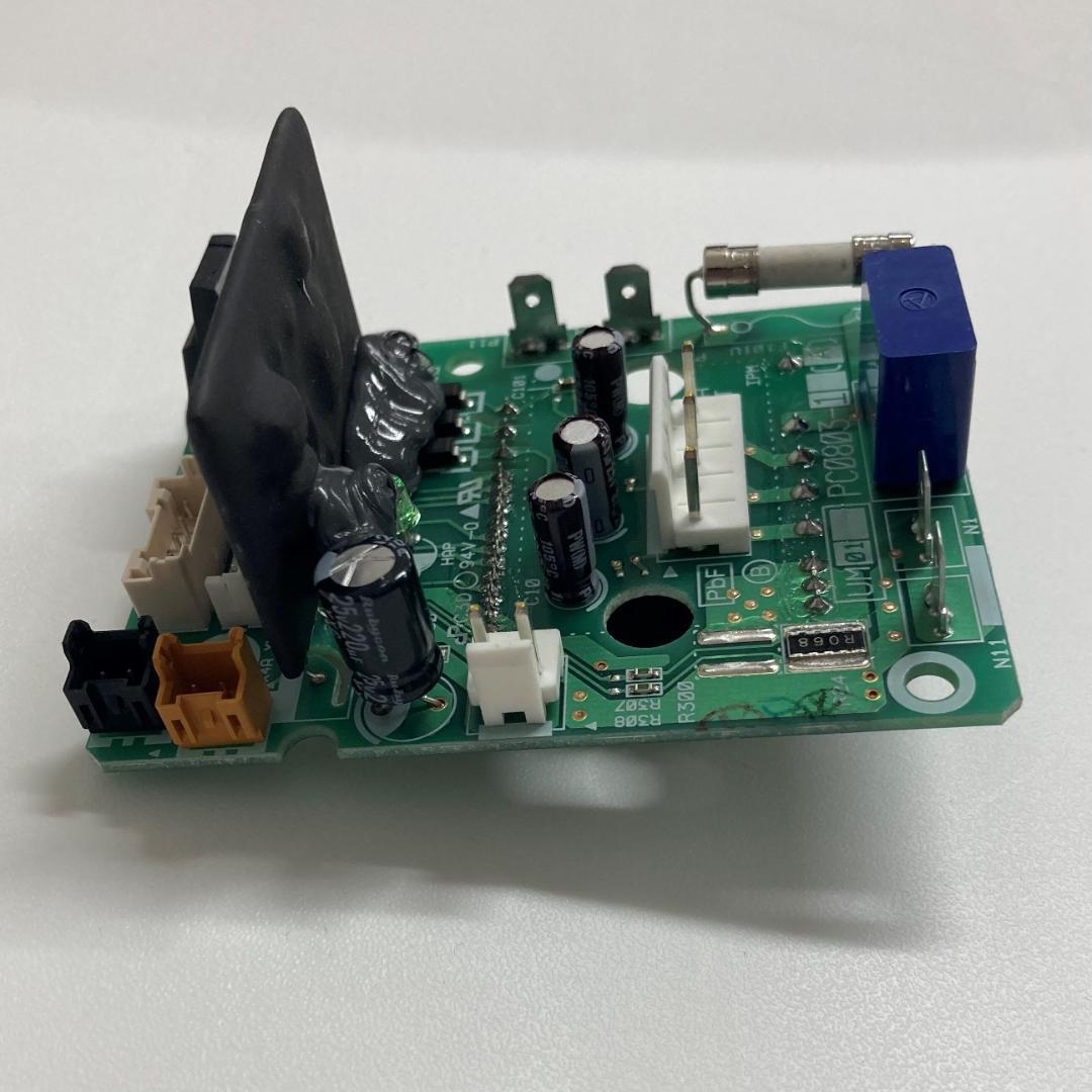 ダイキン　DAIKIN プリント基板　組立品　室外機　2017376　未使用