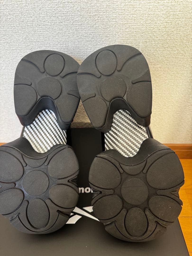 25AW 新品　NOIR KEI NINOMIYA ブラックブーツ