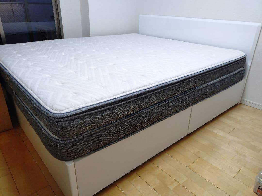 キングサイズベッドフレーム ホワイト