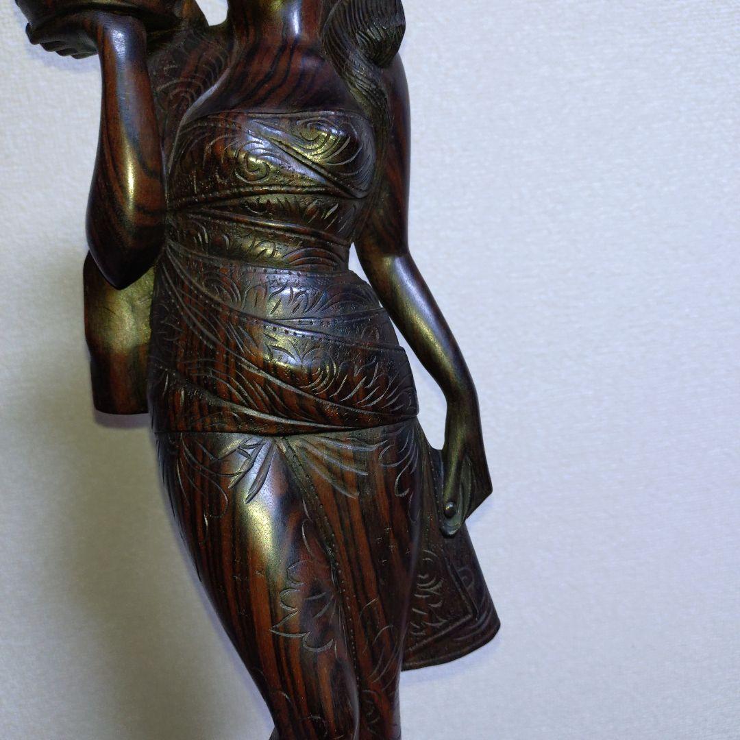 バリ　島　木彫　人形