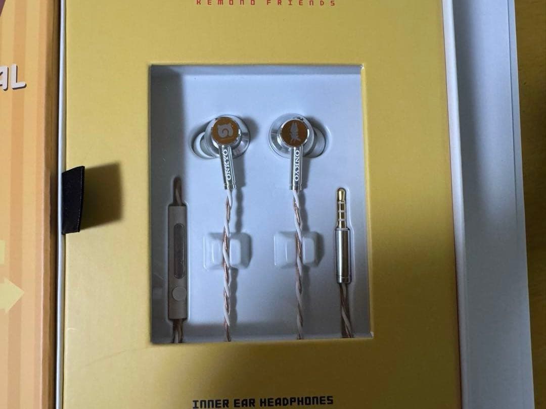 【最短当日匿名発送】ONKYO E700M イヤホン けものフレンズコラボ K1