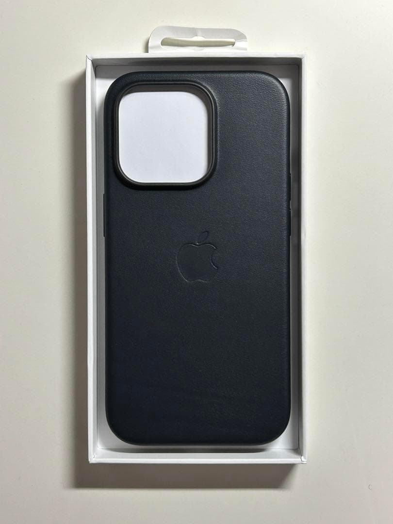 【新品】純正 iPhone 14 Pro レザーケース・ミッドナイト①