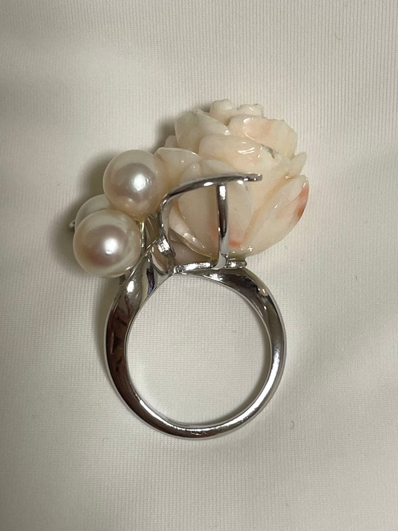 珊瑚とパールのリング